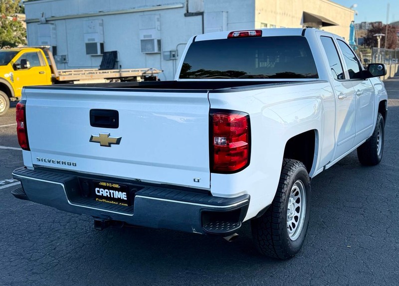 Chevrolet Silverado 1500 Vehicle Full-screen Gallery Image 06