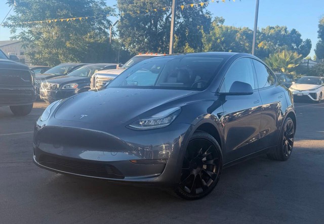 more details - tesla model y