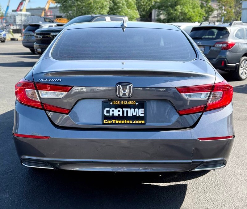 Honda Accord Sedan Vehicle Full-screen Gallery Image 07