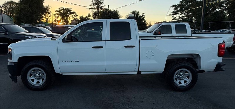 Chevrolet Silverado 1500 Vehicle Full-screen Gallery Image 04