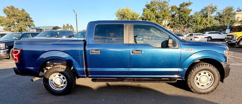 Ford F-150 Vehicle Full-screen Gallery Image 05