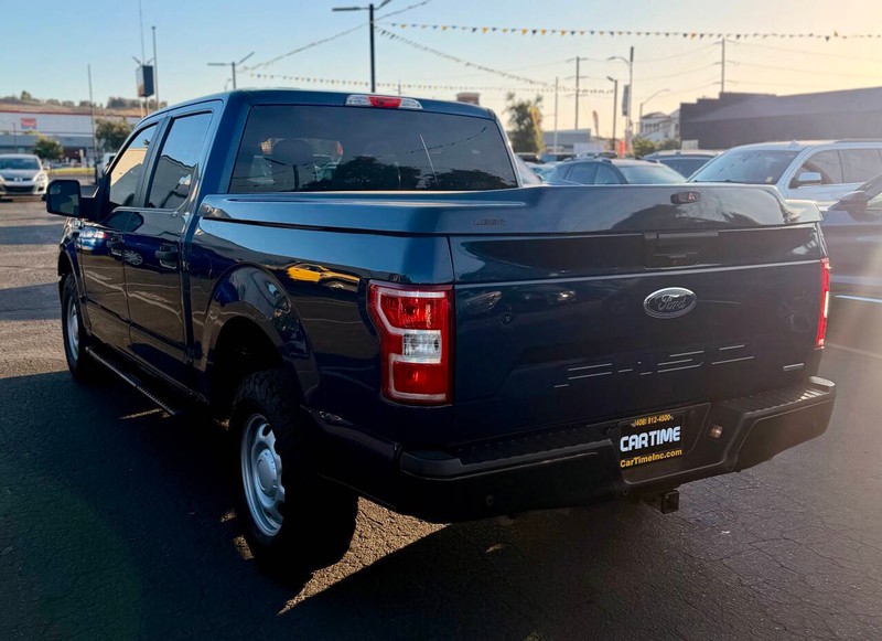 Ford F-150 Vehicle Full-screen Gallery Image 06