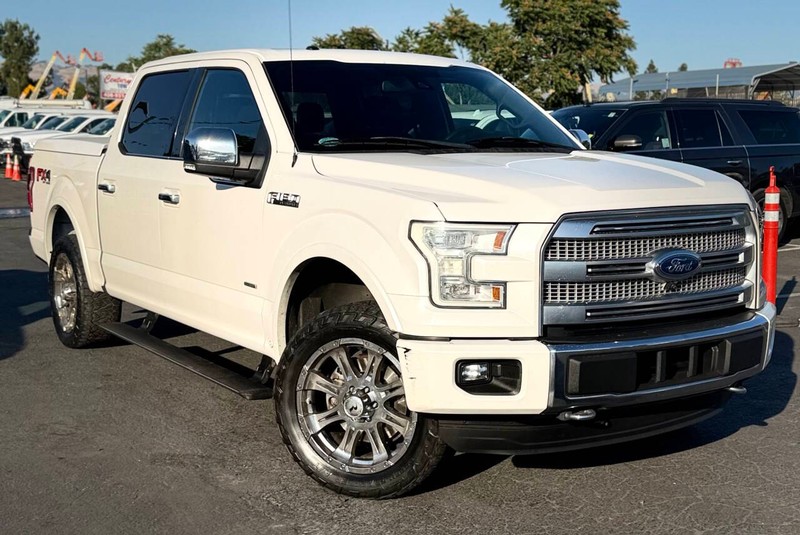Ford F-150 Vehicle Full-screen Gallery Image 03