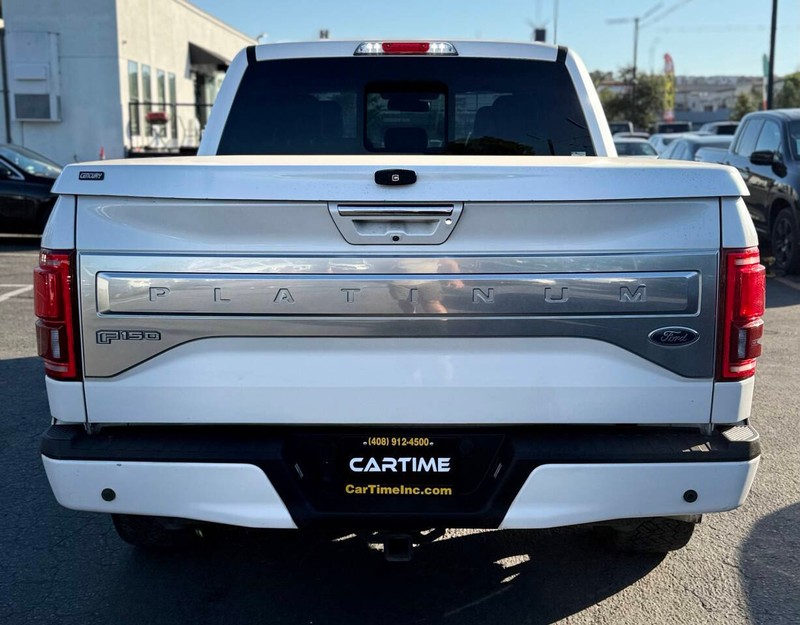 Ford F-150 Vehicle Full-screen Gallery Image 07