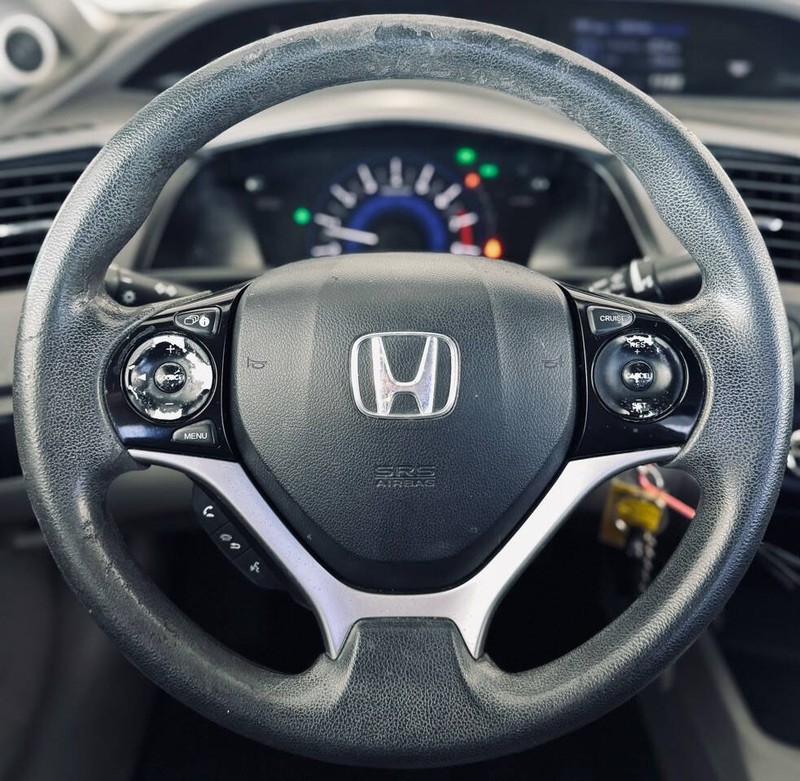 Honda Civic Sedan Vehicle Full-screen Gallery Image 14