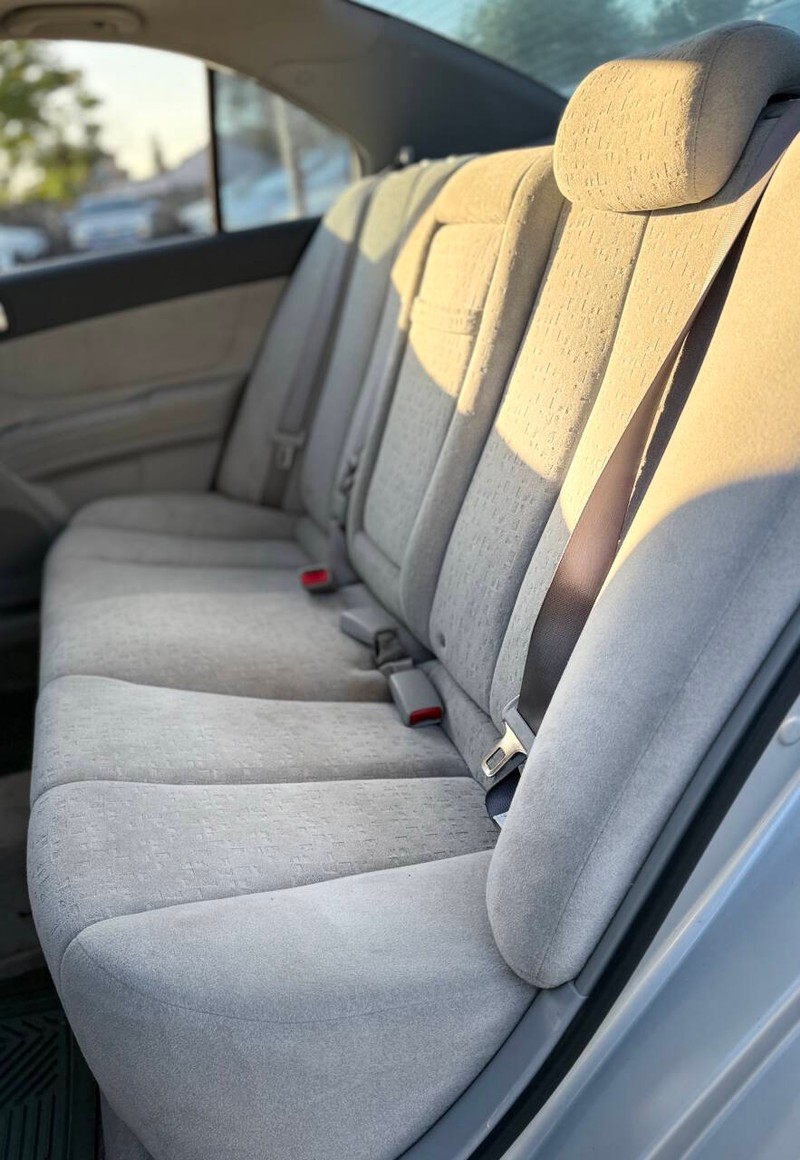 Hyundai Sonata Vehicle Full-screen Gallery Image 14