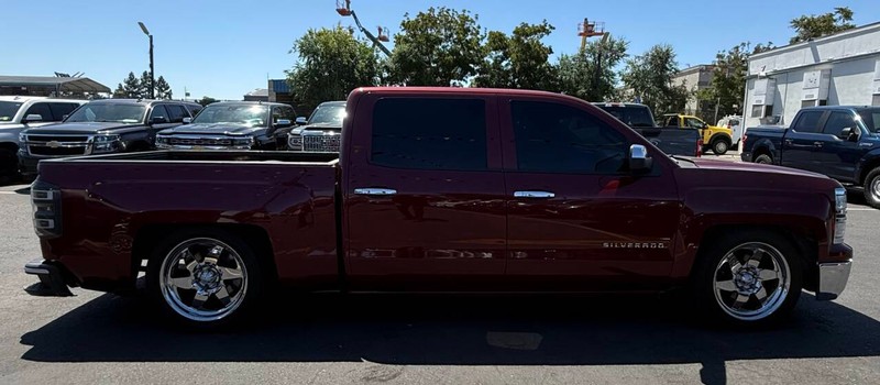 Chevrolet Silverado 1500 Vehicle Full-screen Gallery Image 05
