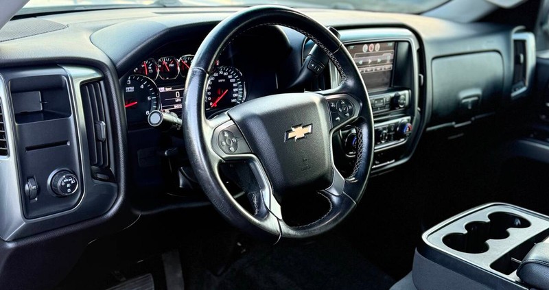 Chevrolet Silverado 1500 Vehicle Full-screen Gallery Image 10