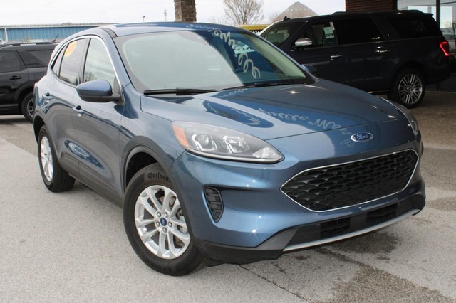 Used 2020 Ford Escape SE with VIN 1FMCU9G60LUC73593 for sale in Jerseyville, IL