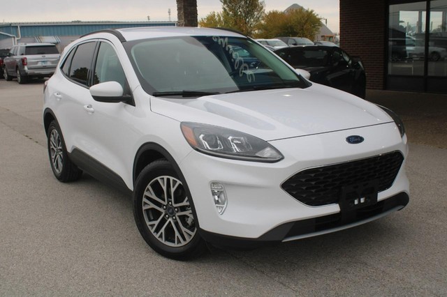 Used 2021 Ford Escape SEL with VIN 1FMCU0H60MUA70277 for sale in Jerseyville, IL