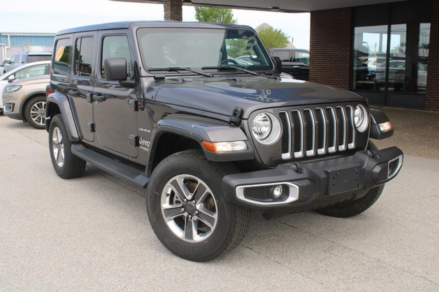 Used 2022 Jeep Wrangler Unlimited Sahara with VIN 1C4HJXEN5NW148582 for sale in Jerseyville, IL