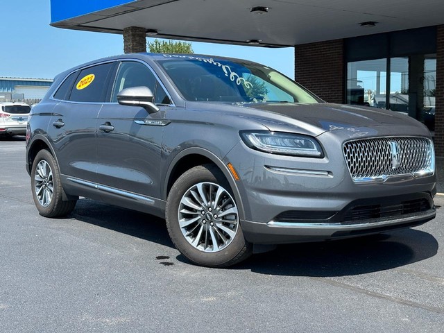 Used 2023 Lincoln Nautilus Reserve with VIN 2LMPJ8K94PBL06732 for sale in Jerseyville, IL