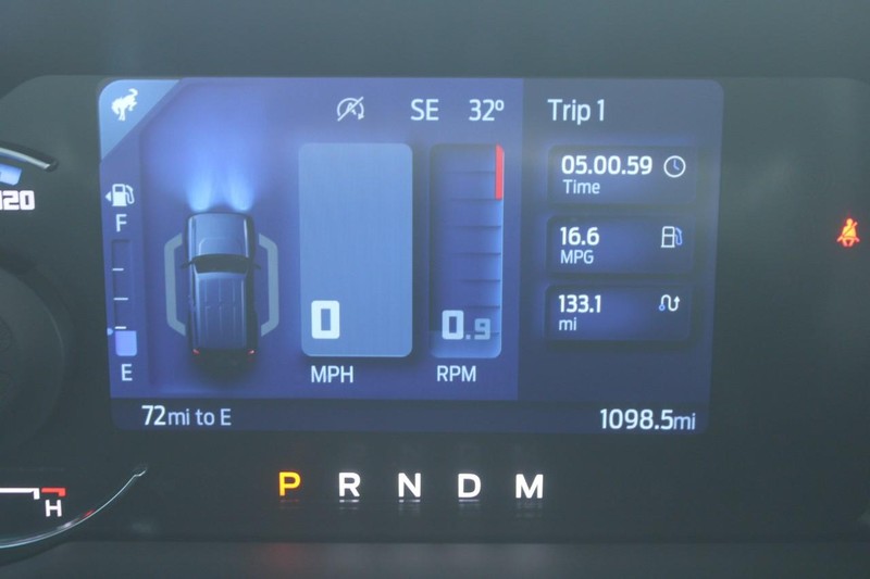 Ford Bronco Vehicle Full-screen Gallery Image 17