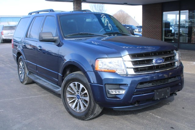 Used 2015 Ford Expedition XLT with VIN 1FMJU1JT9FEF47508 for sale in Jerseyville, IL