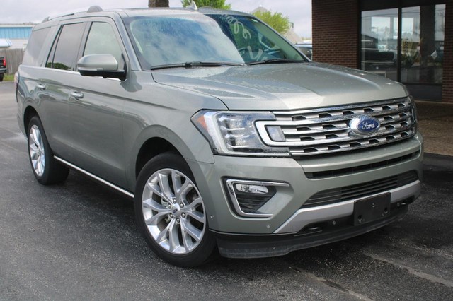 Ford Expedition Vehicle Full-screen Gallery Image 02