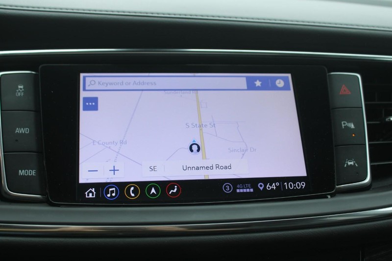 Buick Enclave Vehicle Full-screen Gallery Image 19