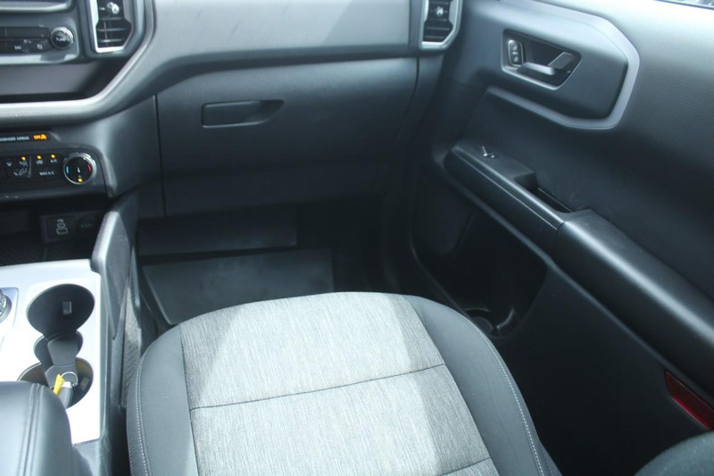 Ford Bronco Sport Vehicle Full-screen Gallery Image 10