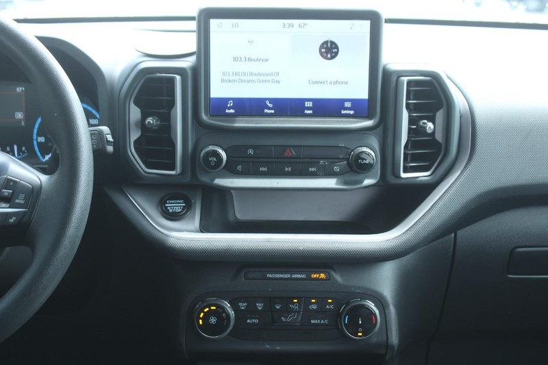 Ford Bronco Sport Vehicle Full-screen Gallery Image 14