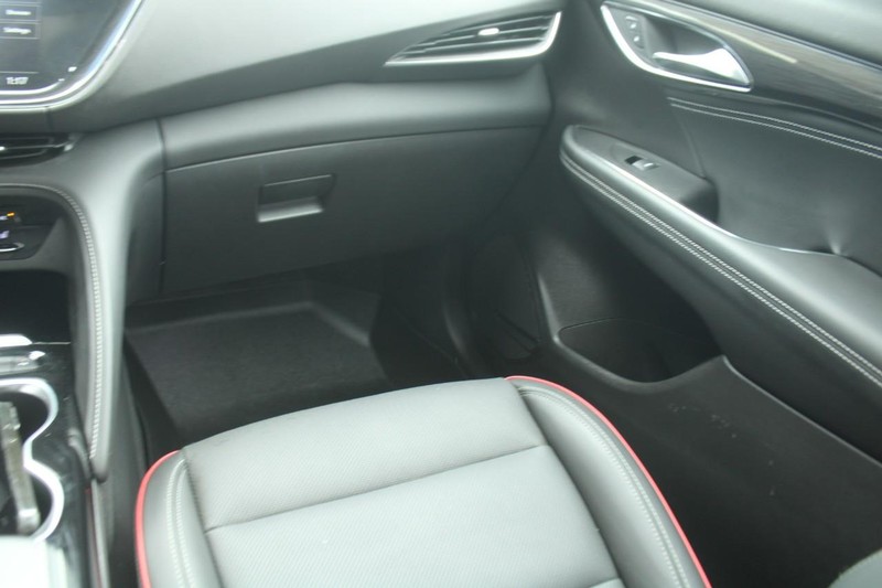 Buick Envision Vehicle Full-screen Gallery Image 13