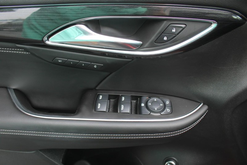 Buick Envision Vehicle Full-screen Gallery Image 14