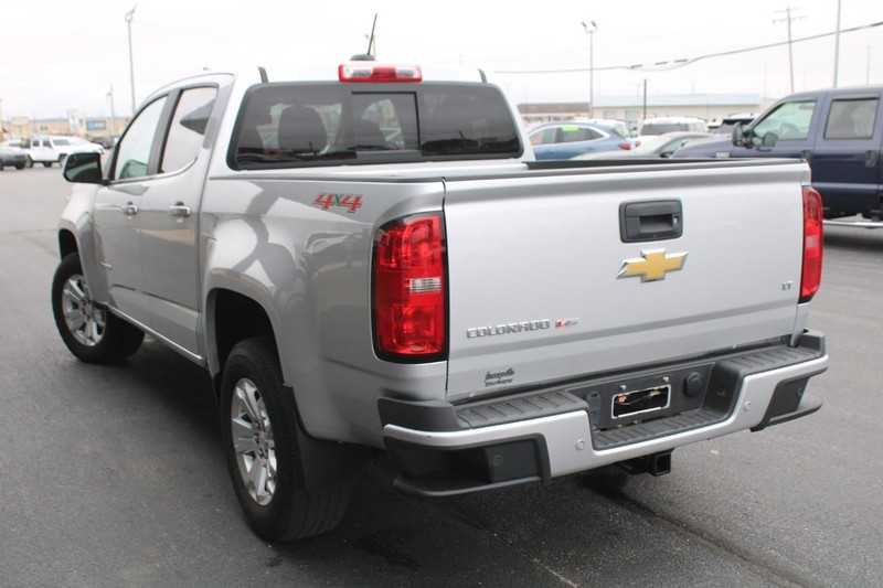 Chevrolet Colorado Vehicle Full-screen Gallery Image 05