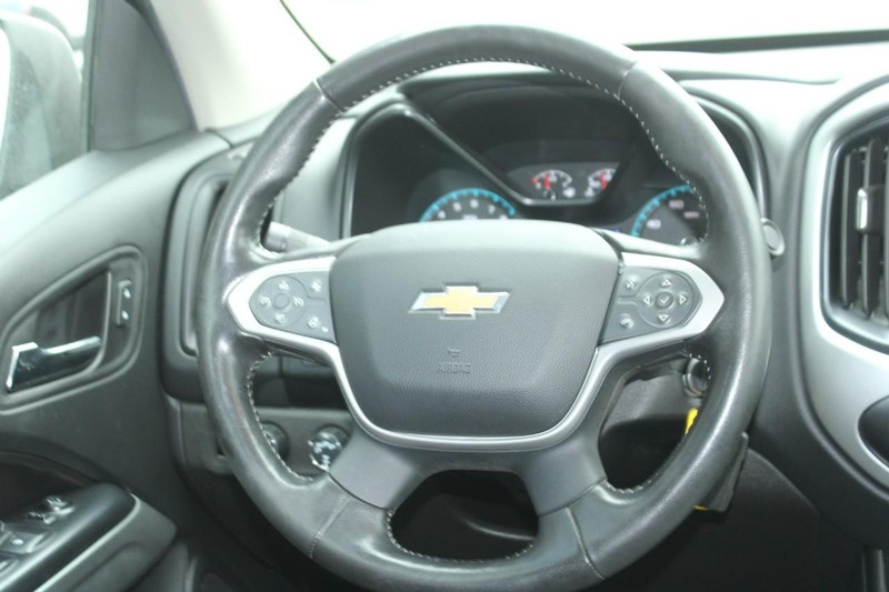 Chevrolet Colorado Vehicle Full-screen Gallery Image 11