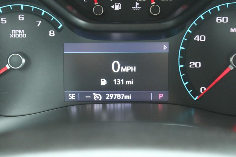 Chevrolet Colorado Vehicle Full-screen Gallery Image 17