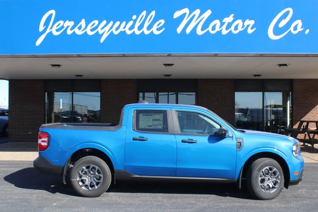 2025 Ford Maverick XLT at Jerseyville Motor Company in Jerseyville IL