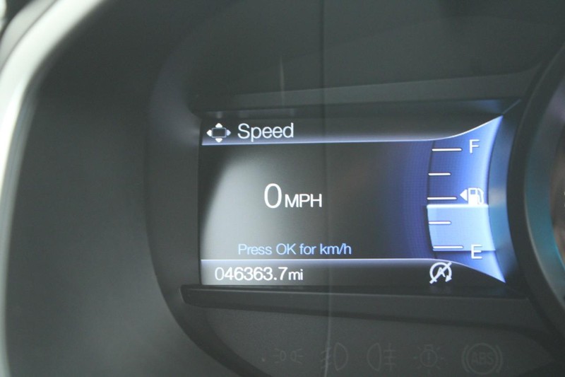 Ford Edge Vehicle Full-screen Gallery Image 18