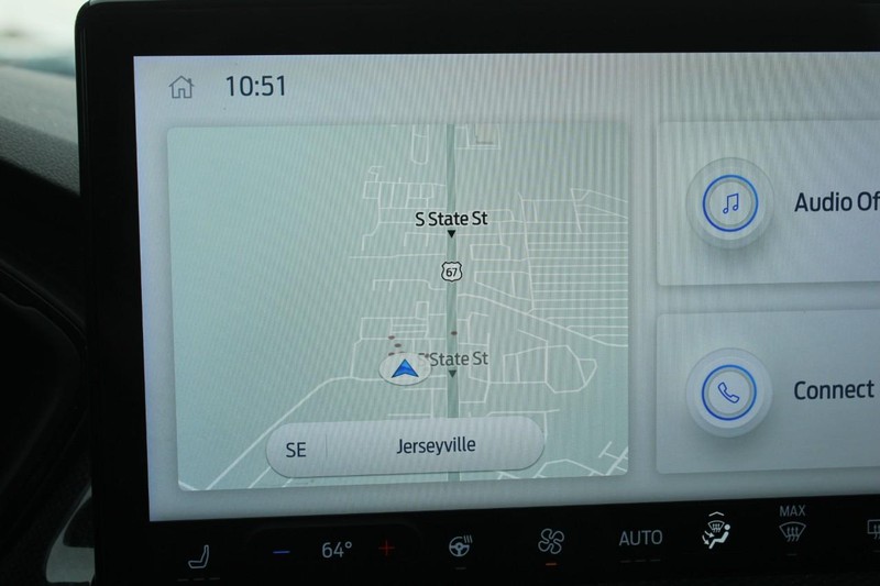 Ford Escape Vehicle Full-screen Gallery Image 19