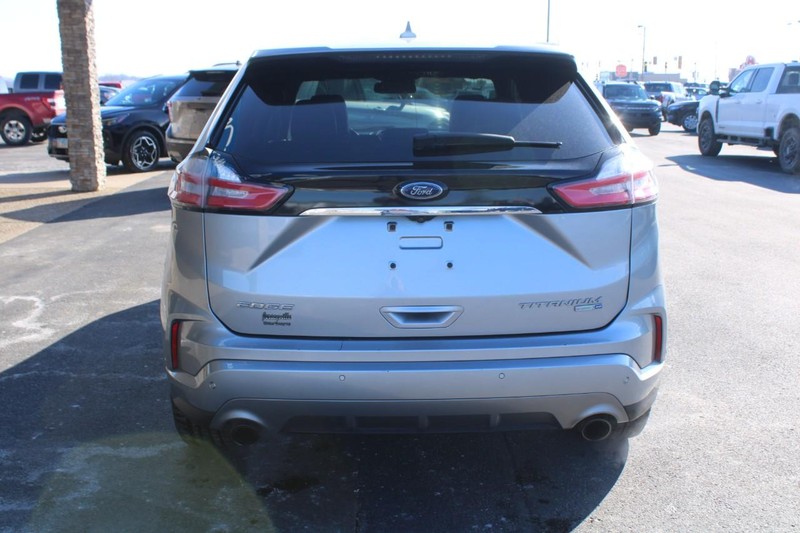 Ford Edge Vehicle Full-screen Gallery Image 04