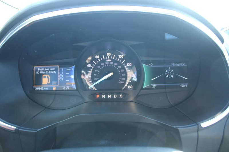 Ford Edge Vehicle Full-screen Gallery Image 17