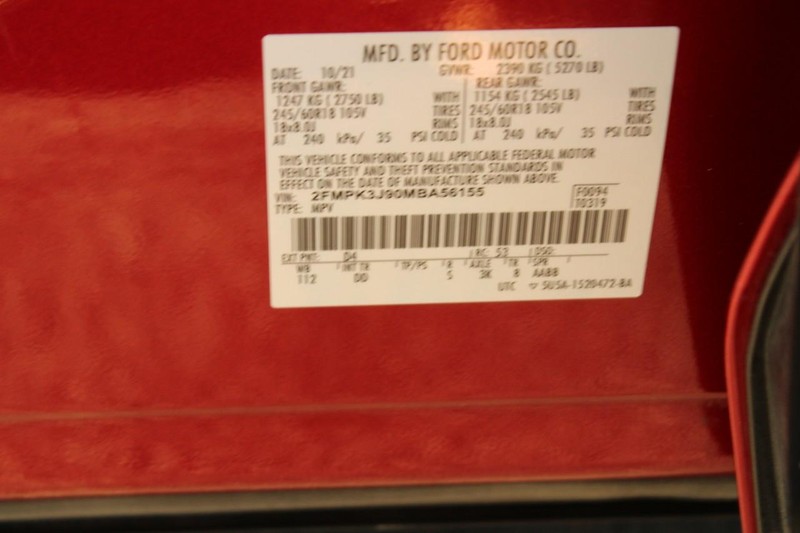 Ford Edge Vehicle Full-screen Gallery Image 16