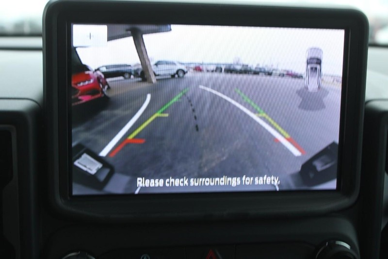 Ford Bronco Sport Vehicle Full-screen Gallery Image 19