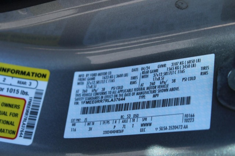 Ford Bronco Vehicle Full-screen Gallery Image 16