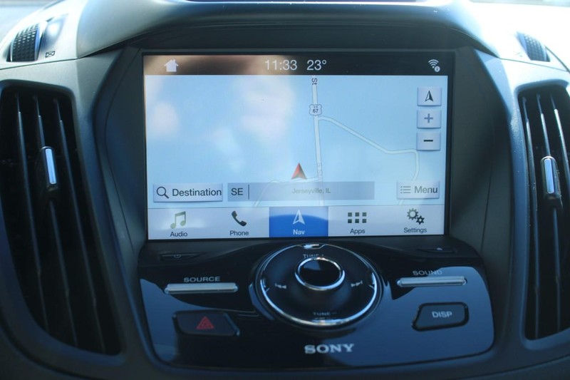 Ford Escape Vehicle Full-screen Gallery Image 19