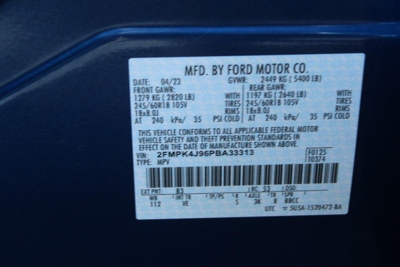 Ford Edge Vehicle Full-screen Gallery Image 16