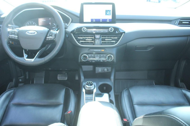 Ford Escape Vehicle Full-screen Gallery Image 10
