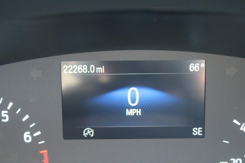 Ford Escape Vehicle Full-screen Gallery Image 18