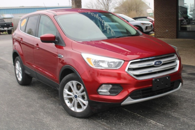 Ford Escape Vehicle Full-screen Gallery Image 02