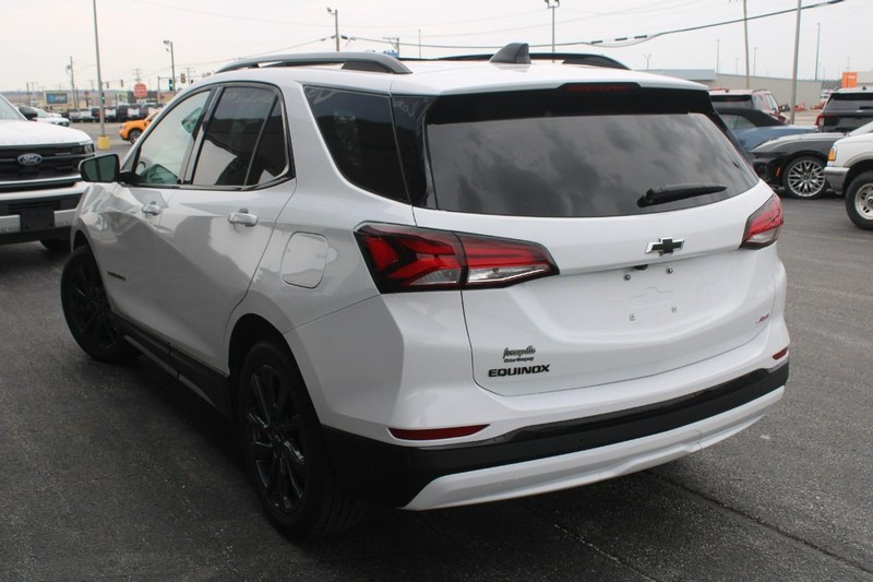 Chevrolet Equinox Vehicle Full-screen Gallery Image 05