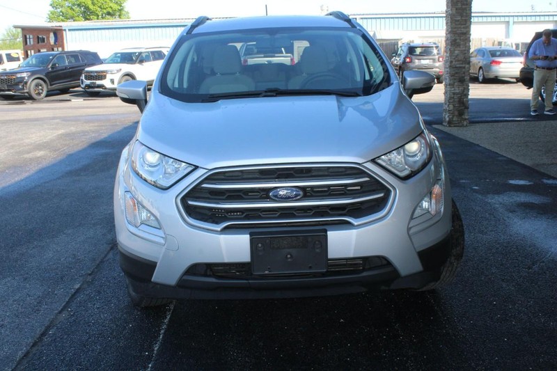 Ford EcoSport Vehicle Full-screen Gallery Image 08