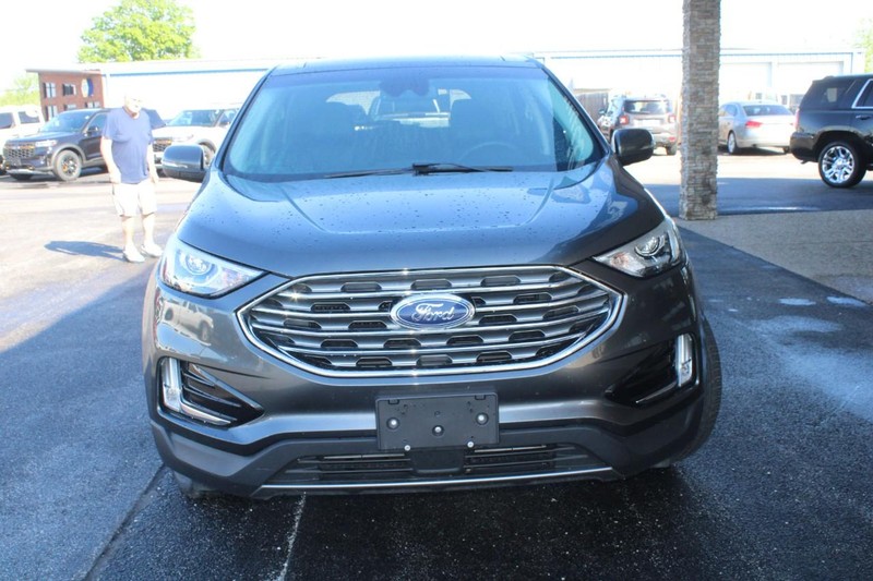 Ford Edge Vehicle Full-screen Gallery Image 08