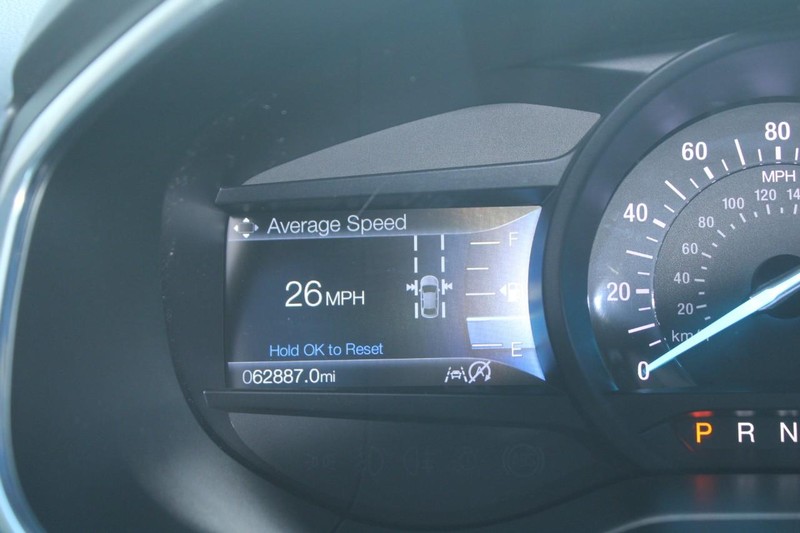 Ford Edge Vehicle Full-screen Gallery Image 18