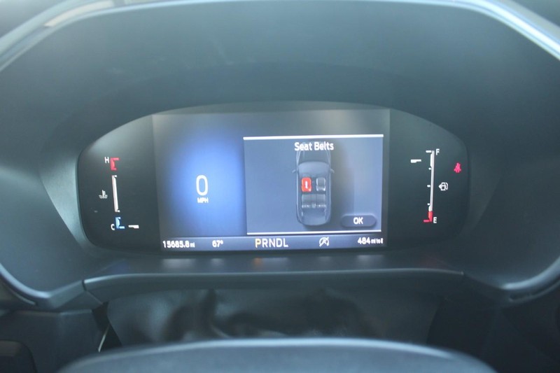 Ford Escape Vehicle Full-screen Gallery Image 17