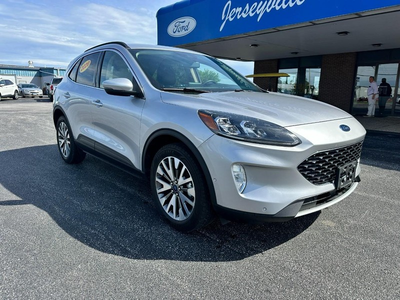 Ford Escape Vehicle Full-screen Gallery Image 02