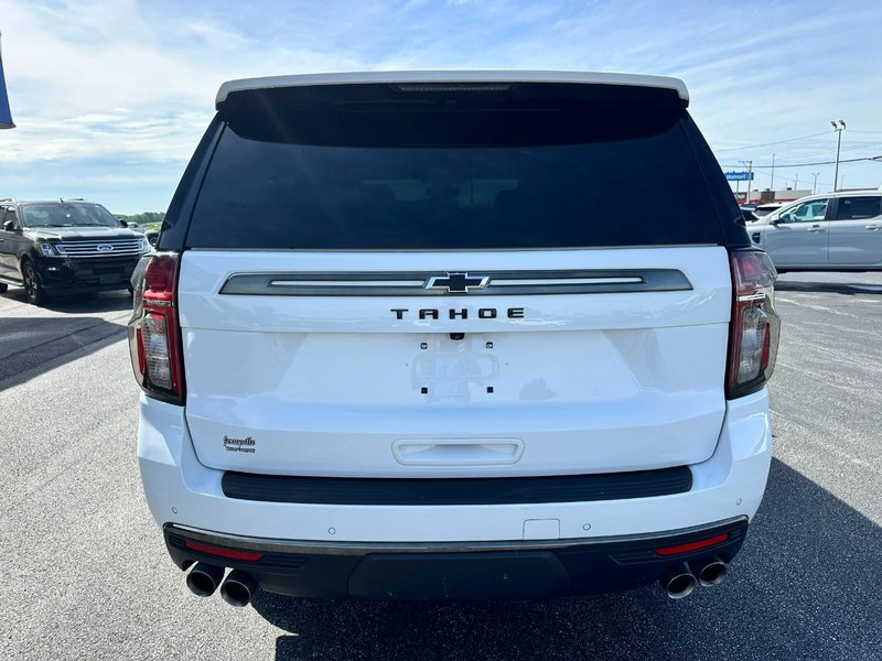 Chevrolet Tahoe Vehicle Full-screen Gallery Image 04