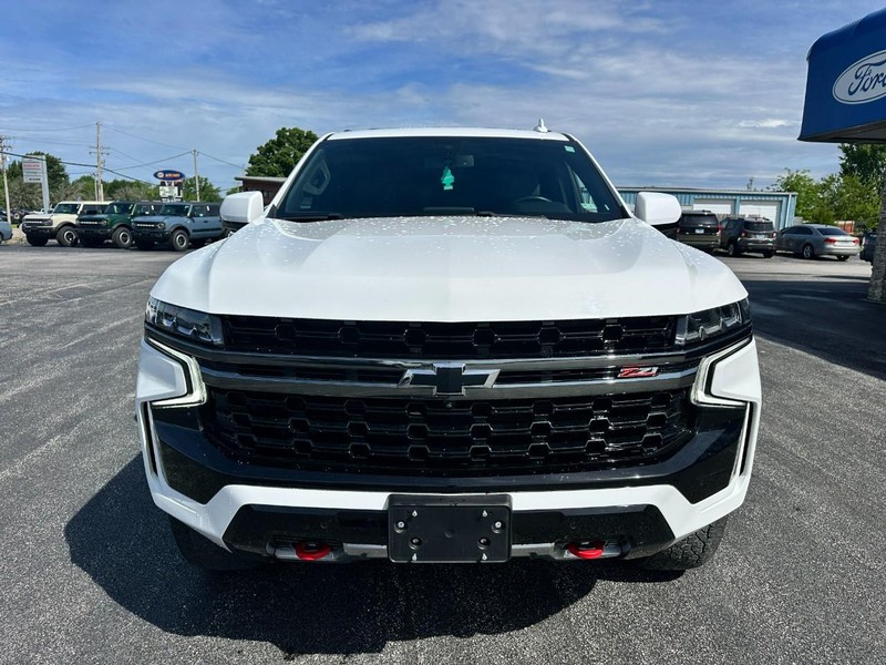 Chevrolet Tahoe Vehicle Full-screen Gallery Image 09