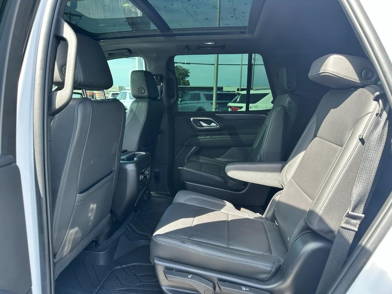 Chevrolet Tahoe Vehicle Full-screen Gallery Image 10