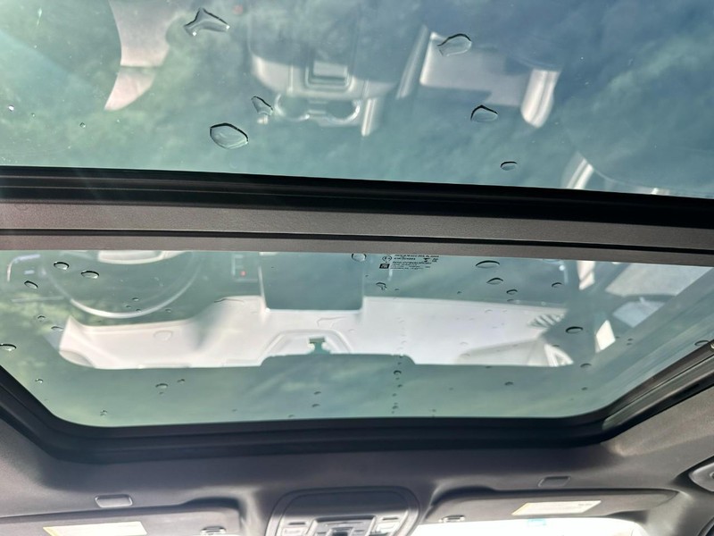 Chevrolet Tahoe Vehicle Full-screen Gallery Image 12